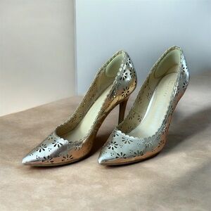 LC Lauren Conrad Metallic Floral Heels